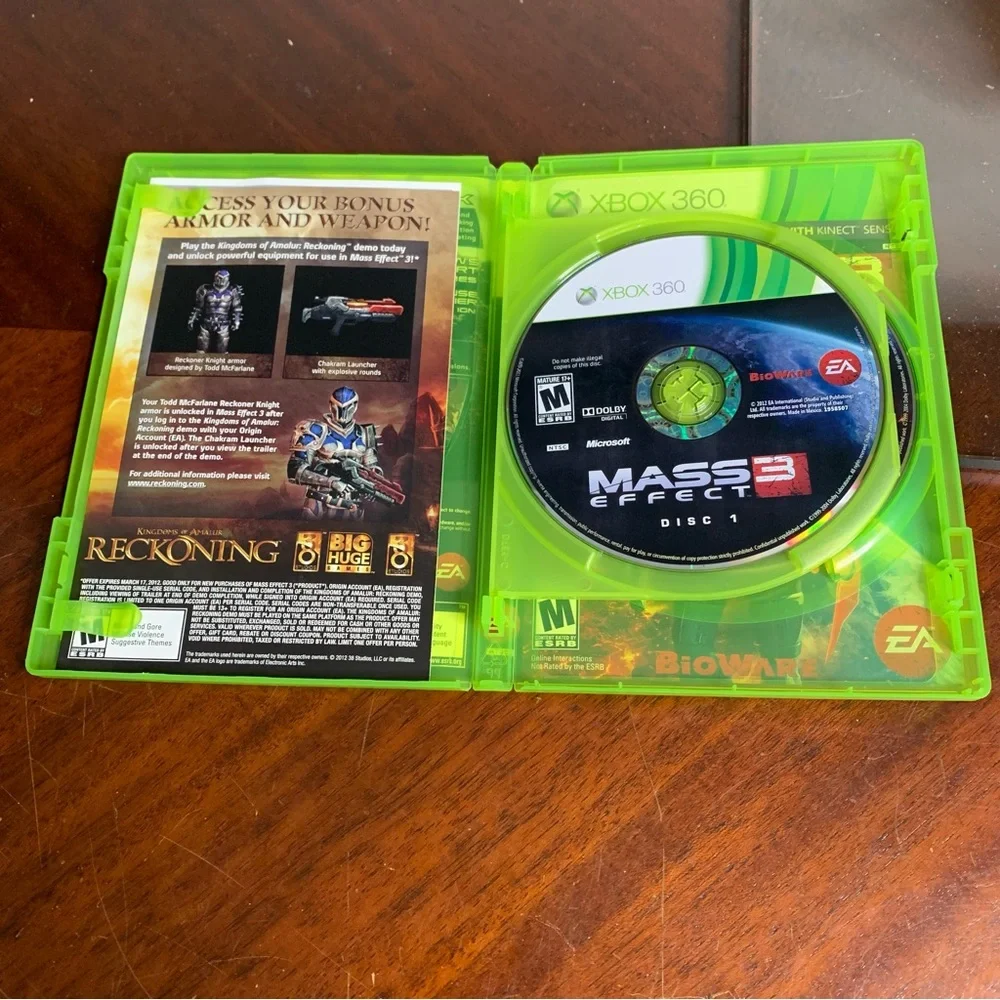 XBOX 360 Mass Effect 3 Dual Disc Video Game